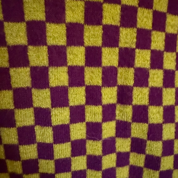 Daydreamer Fig Check Cropped Sweater Size Medium - Picture 5 of 11